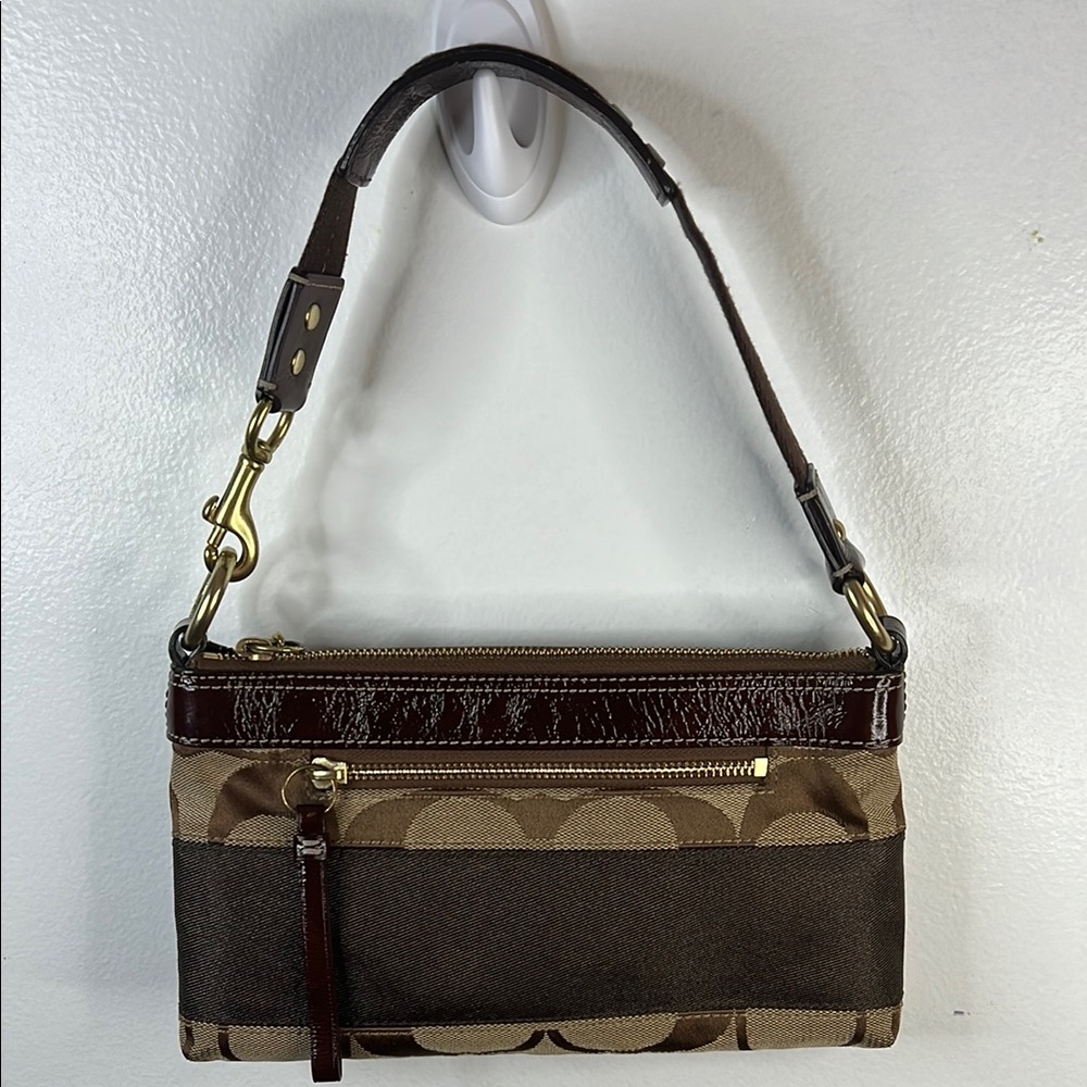 Coach Brown and Tan Shoulder Bag - Picture 2 of 5